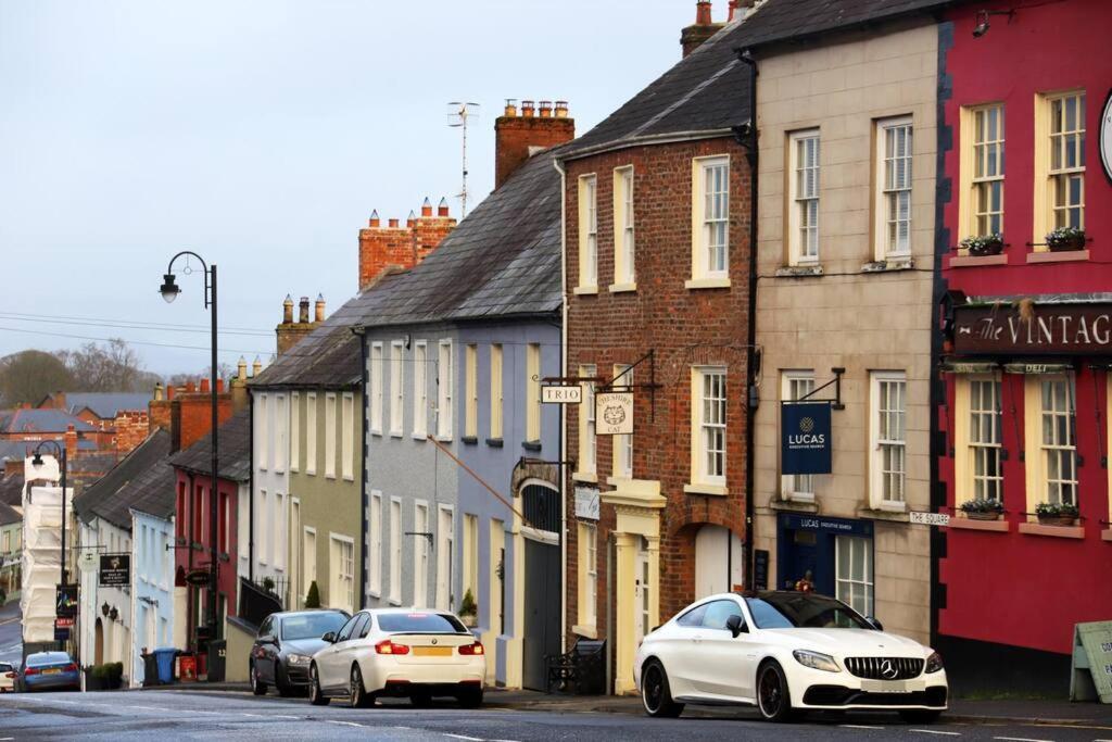 Royal Hillsborough Village Luxury Townhouse Dış mekan fotoğraf