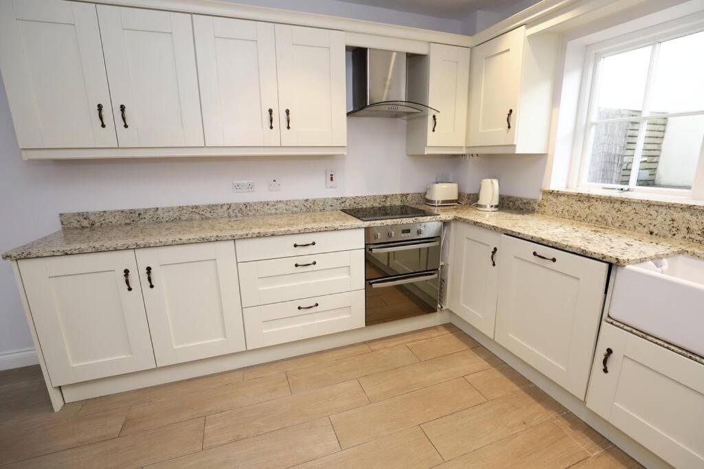 Royal Hillsborough Village Luxury Townhouse Dış mekan fotoğraf